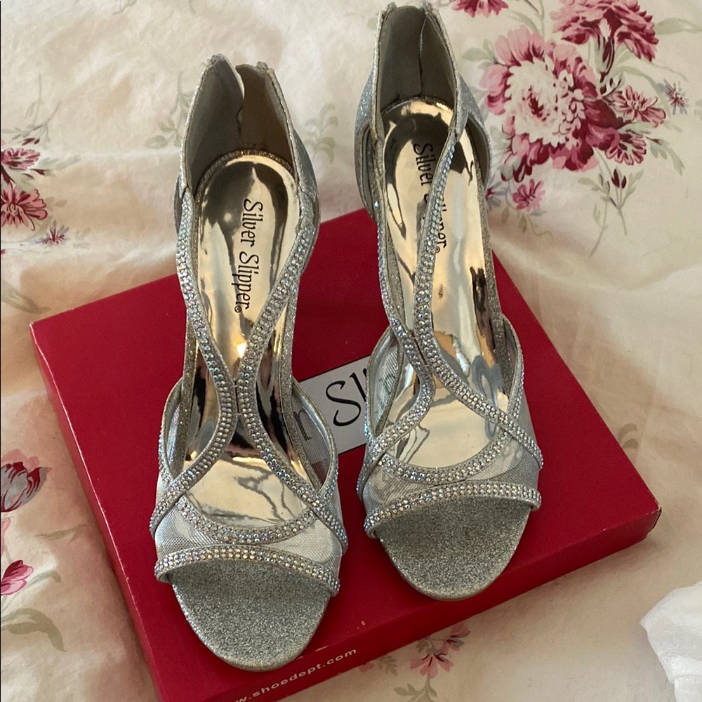Women's Silver Heels